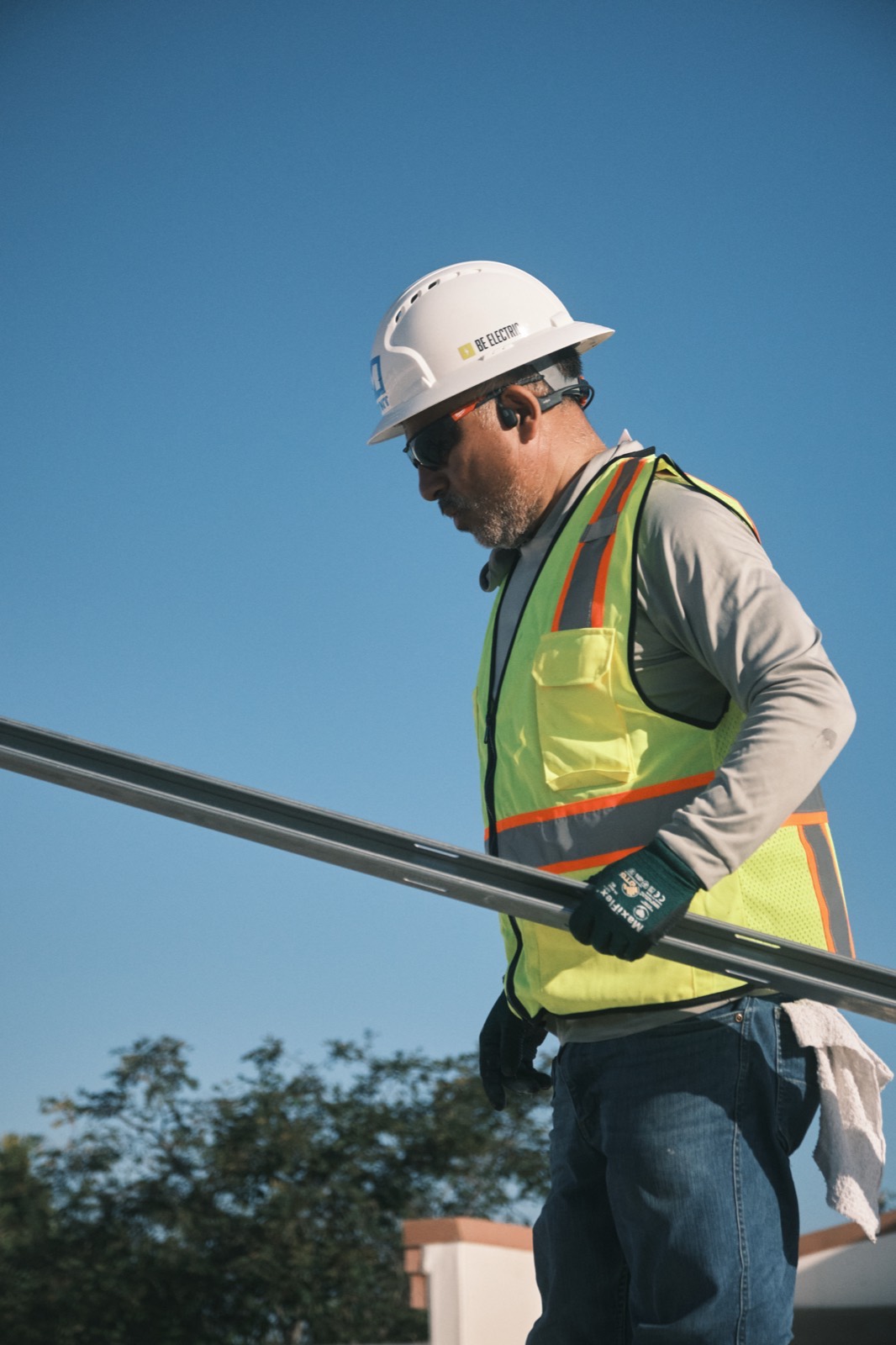 MYNT construction crew working across a solar array